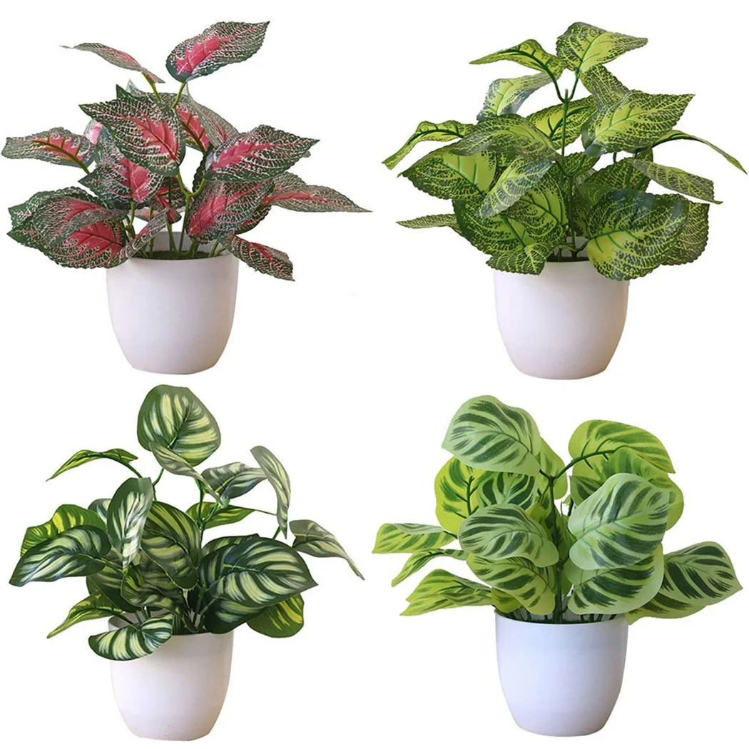 Home Office Layout - 1 Buah Pot Tanaman Dedaunan Buatan